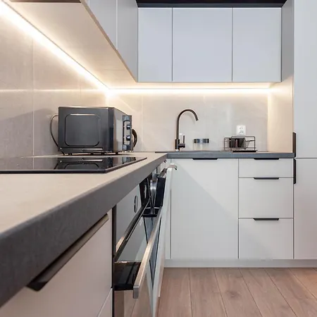 Apartly- Bulvar32, Balkon,widok & Parking アパート *