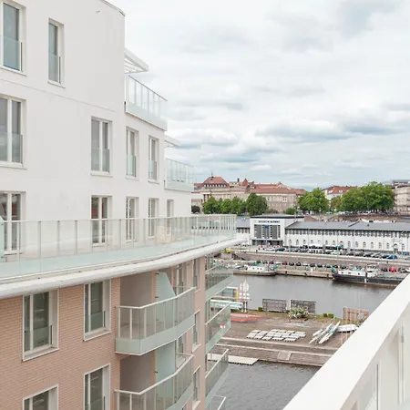 Apartly- Bulvar32, Balkon,widok & Parking アパート