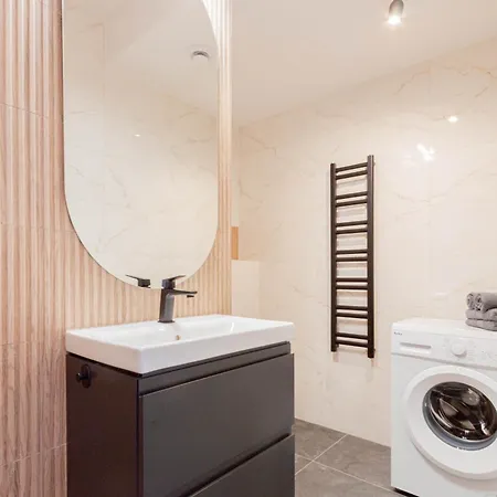 アパート Apartly- Bulvar32, Balkon,widok & Parking *