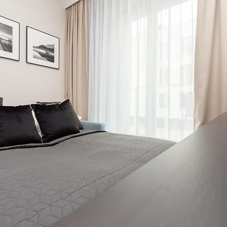 Apartly- Bulvar32, Balkon,widok & Parking アパート *