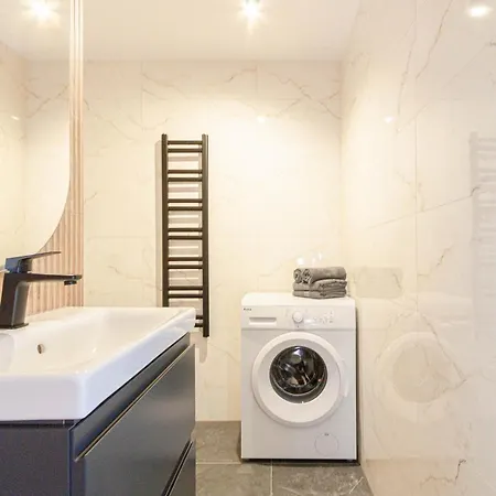Apartly- Bulvar32, Balkon,widok & Parking アパート *
