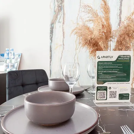 Apartly- Bulvar32, Balkon,widok & Parking * シュチェチン